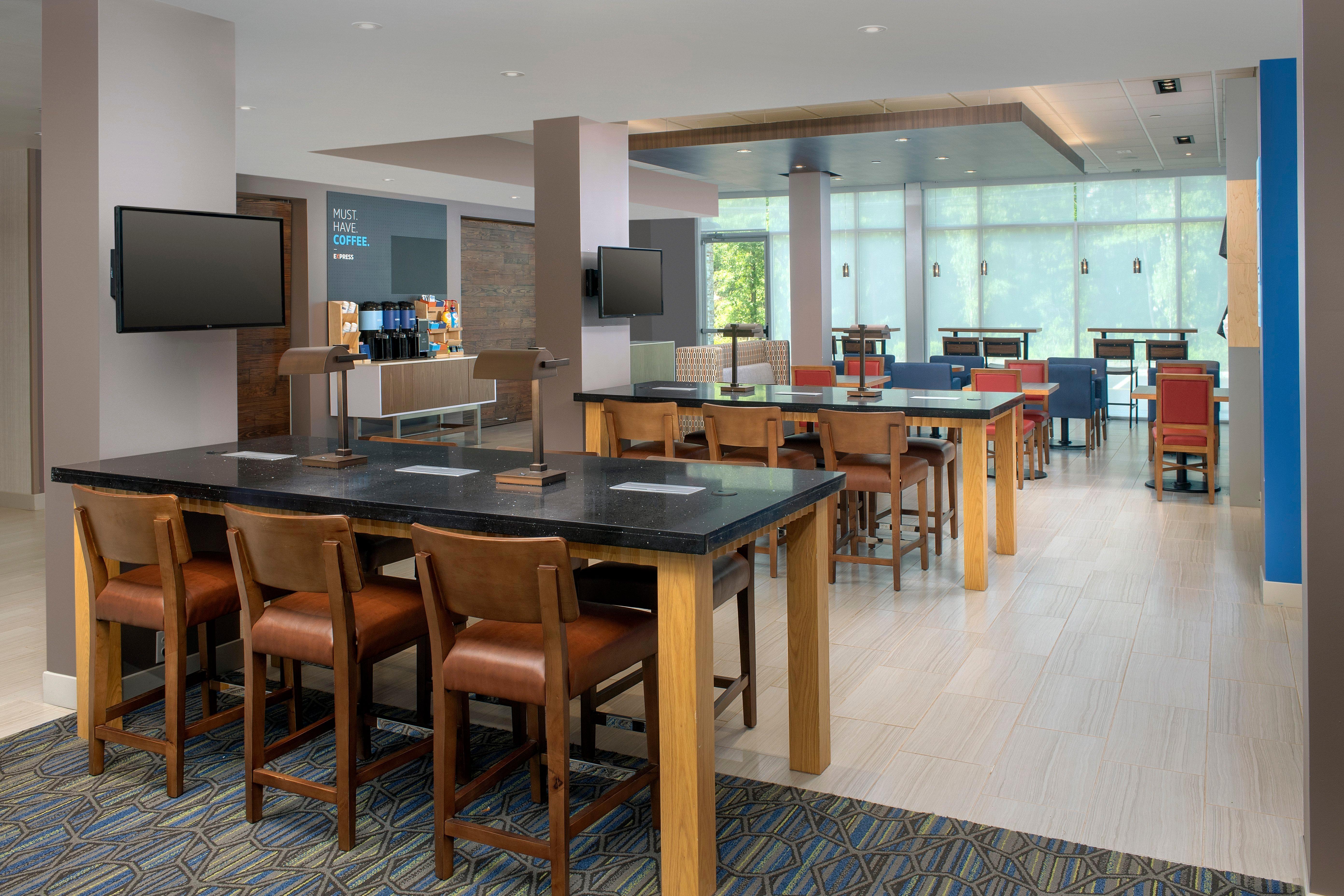 Holiday Inn Express & Suites - North Brunswick By Ihg Zewnętrze zdjęcie