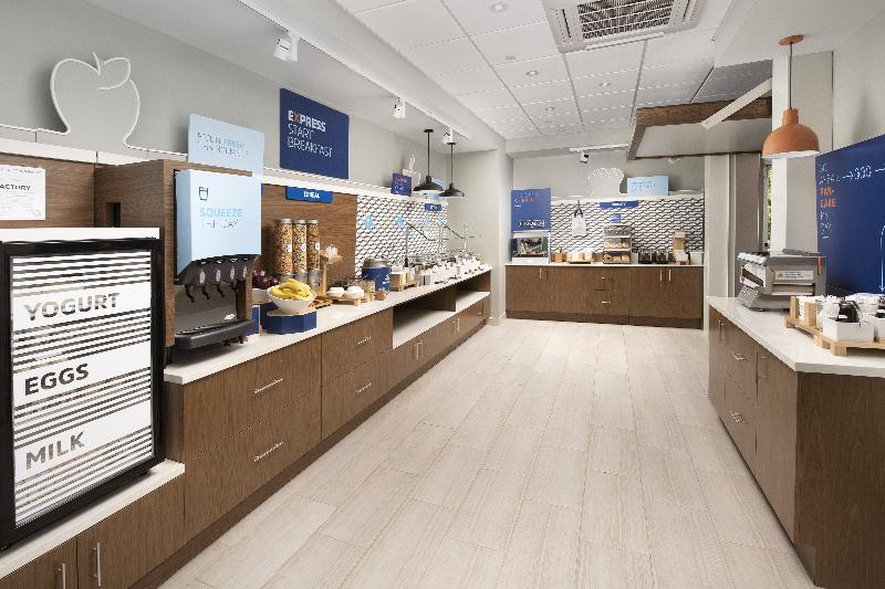 Holiday Inn Express & Suites - North Brunswick By Ihg Zewnętrze zdjęcie
